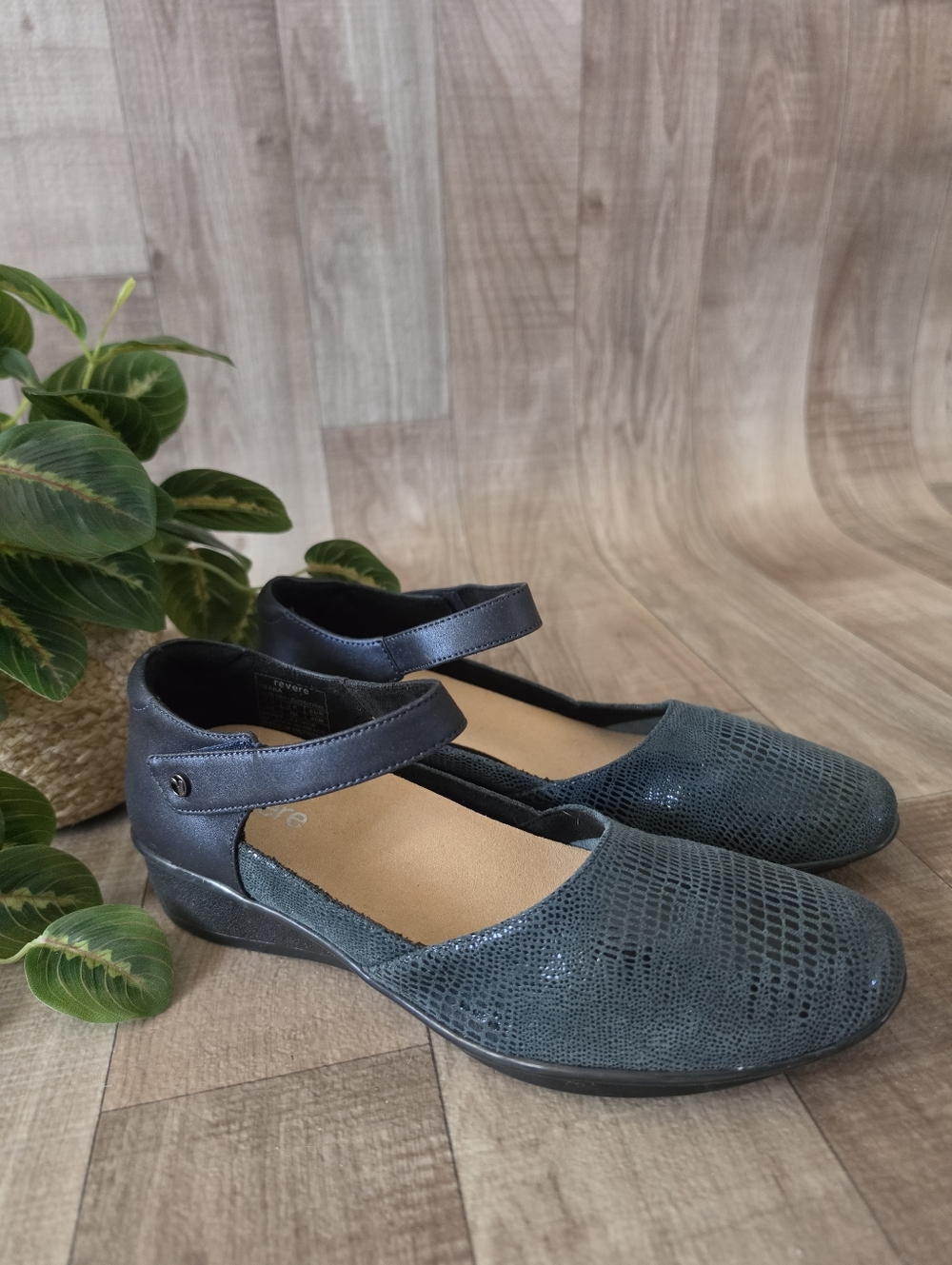 REVERE OSAKA Blue LIZARD MARY JANE WEDGE DRESS SHOES Size 9M